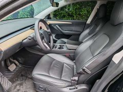 Tesla Model Y Standard Range RWD - ფოტო 7