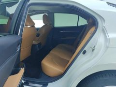 Toyota Camry 2021 2.0G Luxury - ფოტო 11