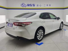 Toyota Camry 2021 2.0G Luxury - ფოტო 3