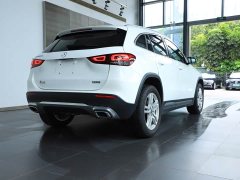 Mercedes-Benz GLA 200 - ფოტო 14