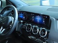 Mercedes-Benz GLA 200 - ფოტო 19