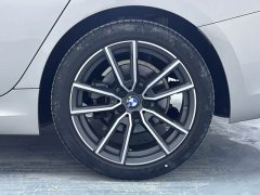 BMW 3 Series Facelift 320Li M Sport Package - ფოტო 19