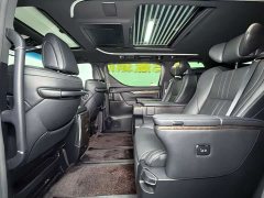 Toyota Alphard Hybrid 2.5L Premium Edition - ფოტო 15