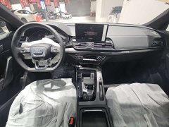 Audi Q5L 40 TFSI Luxury Dynamic - ფოტო 16