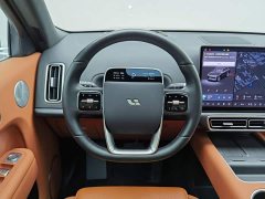 Li Auto L8 2024 Pro - ფოტო 11