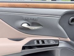 Lexus ES 2022 200 Luxury - ფოტო 15