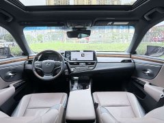 Lexus ES 2022 200 Luxury - ფოტო 9