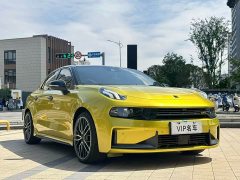 Lynk & Co Geely Lynk & Co 03 2.0T Automatic Wind Control Edition - ფოტო 2