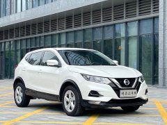 Nissan Qashqai 2.0L CVT Smart Comfort Edition - ფოტო 3
