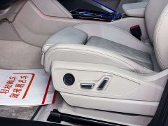 Audi Q5L 2.0T Exclusive Edition for Millions of Users - ფოტო 7