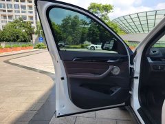 BMW X1 Facelift sDrive20Li Fashion Edition - ფოტო 10