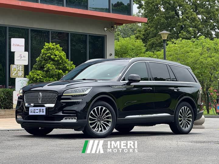 Lincoln Flying Spur Aviator 3.0T V6 AWD Elite