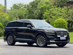 Lincoln Flying Spur Aviator 3.0T V6 AWD Elite - photo 3