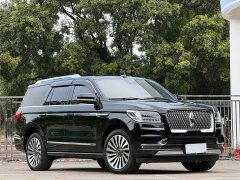 Lincoln Navigator 2020 3.5T Prestige Edition - ფოტო 3