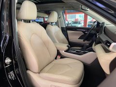 Toyota Highlander Hybrid 2.5L AWD Premium 7-Seater - ფოტო 14