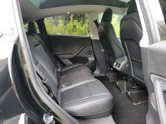 Tesla Model Y 2022 Facelift Rear-Wheel Drive - ფოტო 12