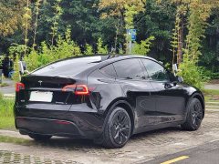 Tesla Model Y 2022 Facelift Rear-Wheel Drive - ფოტო 14