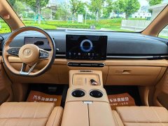 Voyah Lantu Dreamchaser PHEV AWD Excellence Qiankun Edition - ფოტო 7