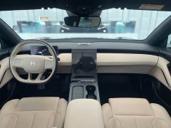 NIO ET5T 75kWh Touring - ფოტო 17