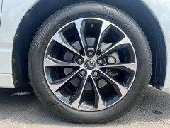 Toyota Camry 2.0L Base - ფოტო 16