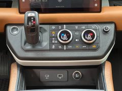 Land Rover Defender 2023 90 3.0T P400 Dark Edition - ფოტო 12