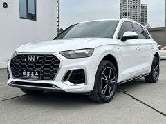 Audi Q5L 40 TFSI Fashion Dynamic - ფოტო 1