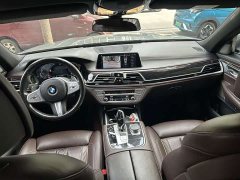 BMW 7 Series 2021 730Li M Sport Package - ფოტო 2