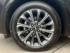 Cadillac XT5 2025 2.0T Luxury - ფოტო 13