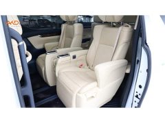 Toyota Alphard 2021 Hybrid 2.5L Luxury - ფოტო 7