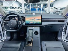 AITO M5 Extended Range AWD Performance - ფოტო 6