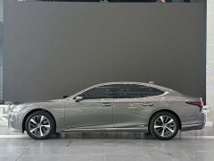Lexus LS 2021 500h Premium - ფოტო 3