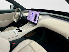 Xiaomi YU7 2025 Four-Wheel Drive Max Edition - ფოტო 13
