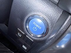 Toyota Alphard Hybrid 2.5L Luxury - ფოტო 6