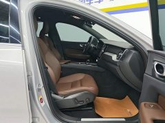 Volvo XC60 B5 AWD Smart Luxury Edition - ფოტო 8