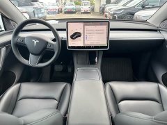 Tesla Model Y Rear-Wheel Drive - ფოტო 12