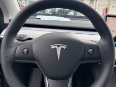 Tesla Model Y Rear-Wheel Drive - ფოტო 14