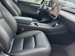 Tesla Model Y Rear-Wheel Drive - ფოტო 15