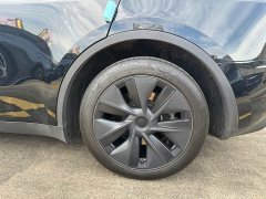 Tesla Model Y Rear-Wheel Drive - ფოტო 5