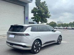 Land Rover eπ008 210Max Extended Range 6-Seater - ფოტო 9