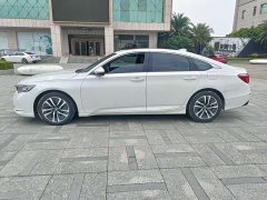 Honda Yingshipai Sharp Hybrid 2.0L Pure Elegance Edition - ფოტო 3