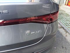 BYD Qin PLUS Glory Edition DM-i 55KM Leading - ფოტო 10