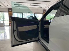 Volkswagen ID.6 Long Range Rear-Wheel Drive Ultra - ფოტო 14