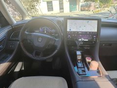 Toyota Vellfire Crown Hybrid 2.5L Executive Premier Edition - ფოტო 13