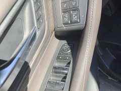 Toyota Vellfire Crown Hybrid 2.5L Executive Premier Edition - ფოტო 16