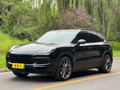 Porsche Cayenne New Energy 2023 Cayenne E-Hybrid 2.0T - ფოტო 1