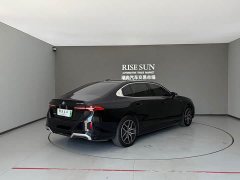 BMW i5 eDrive 35L M Sport Package - ფოტო 10