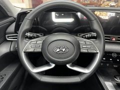 Hyundai Elantra 1.5L CVT Luxury - ფოტო 15