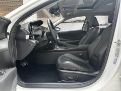 Hyundai Elantra 1.5L CVT Luxury - ფოტო 9