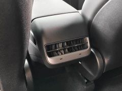 Tesla Model Y 2022 Facelift Rear-Wheel Drive - ფოტო 11