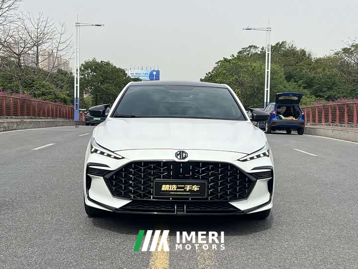 SAIC MG6 Pro 1.5T Automatic Trophy Luxury Edition